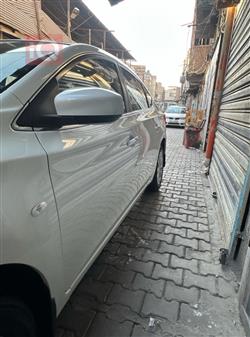 نيسان سيلفي